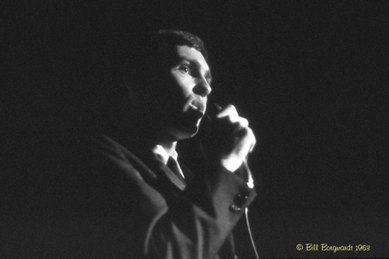 Black and White close up shot of singer Gene Pitney