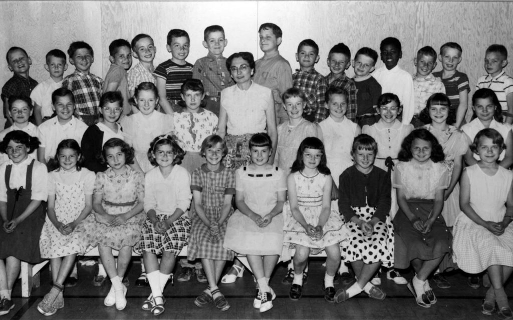 B&W school photo, Grade 4, Canora School 1958.